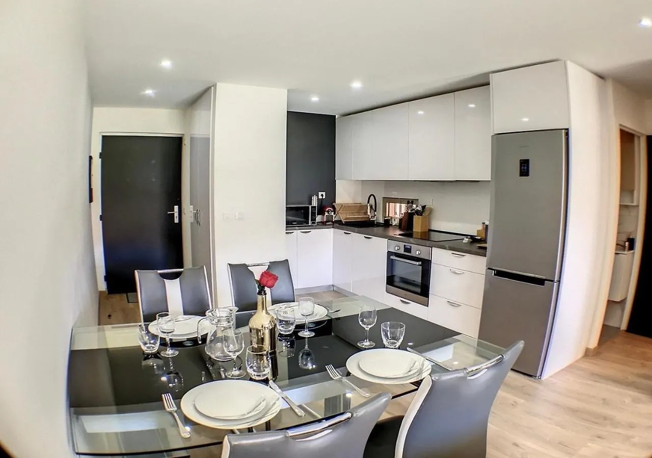 Golf Juans- 2P Residence Avec Piscine, Plages 300M Vallauris